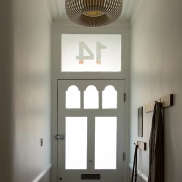 How to stand out with personalised house number stickers